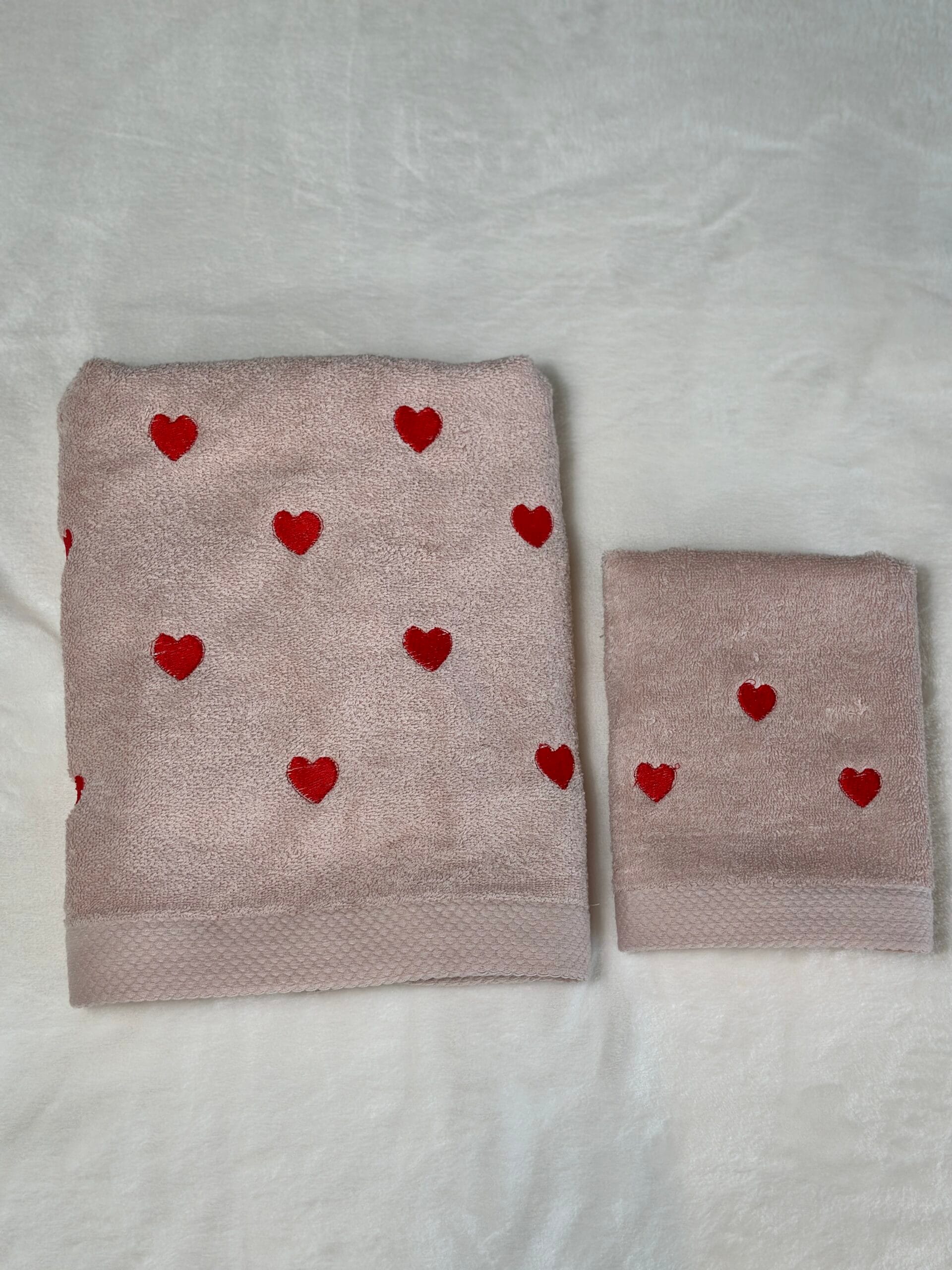 Coppia viso e ospite cuori