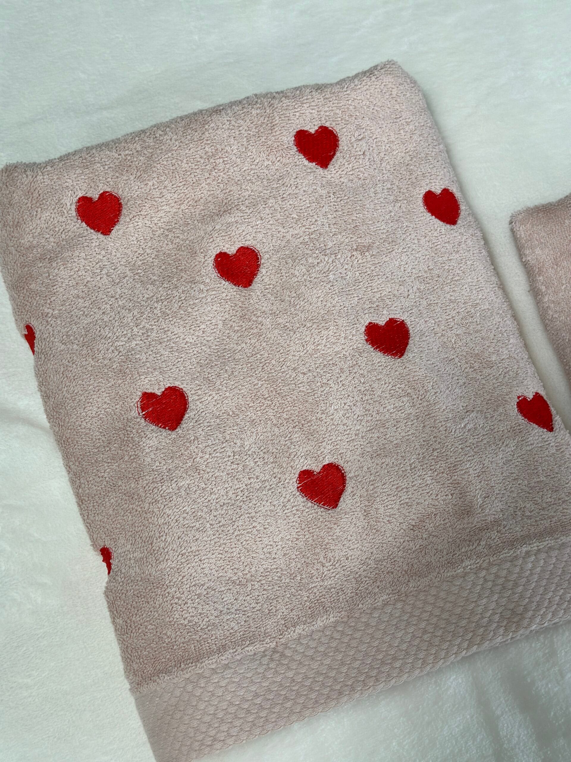 Coppia viso e ospite cuori