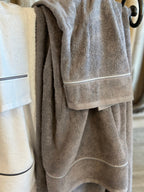 Coppia viso e ospite linea bacchetta