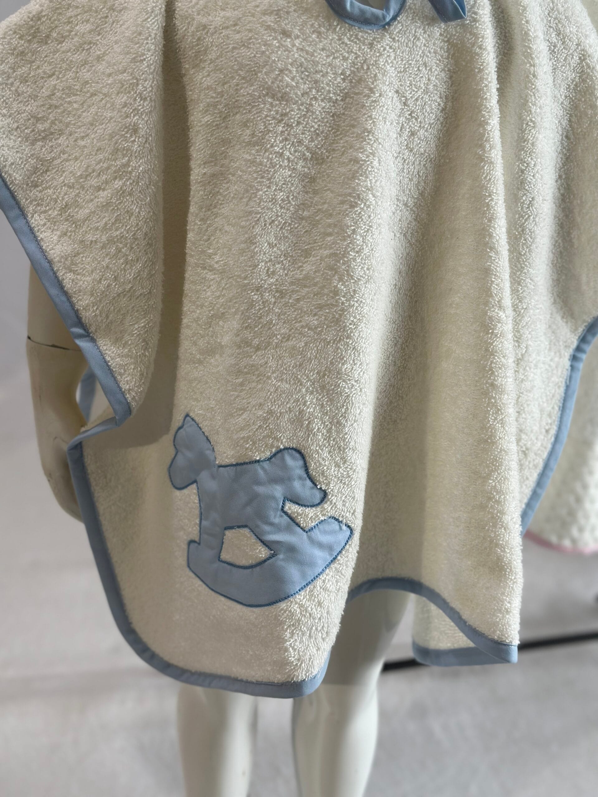 Poncho dolce dondolo