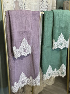 Coppia viso e ospite pizzo Rebrodeire