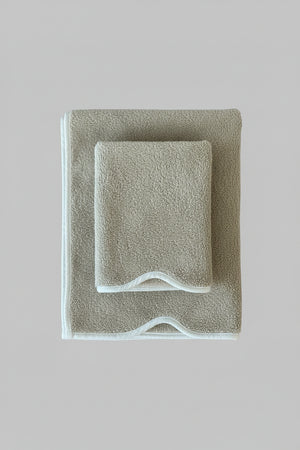 Beige/ smerlo bianco