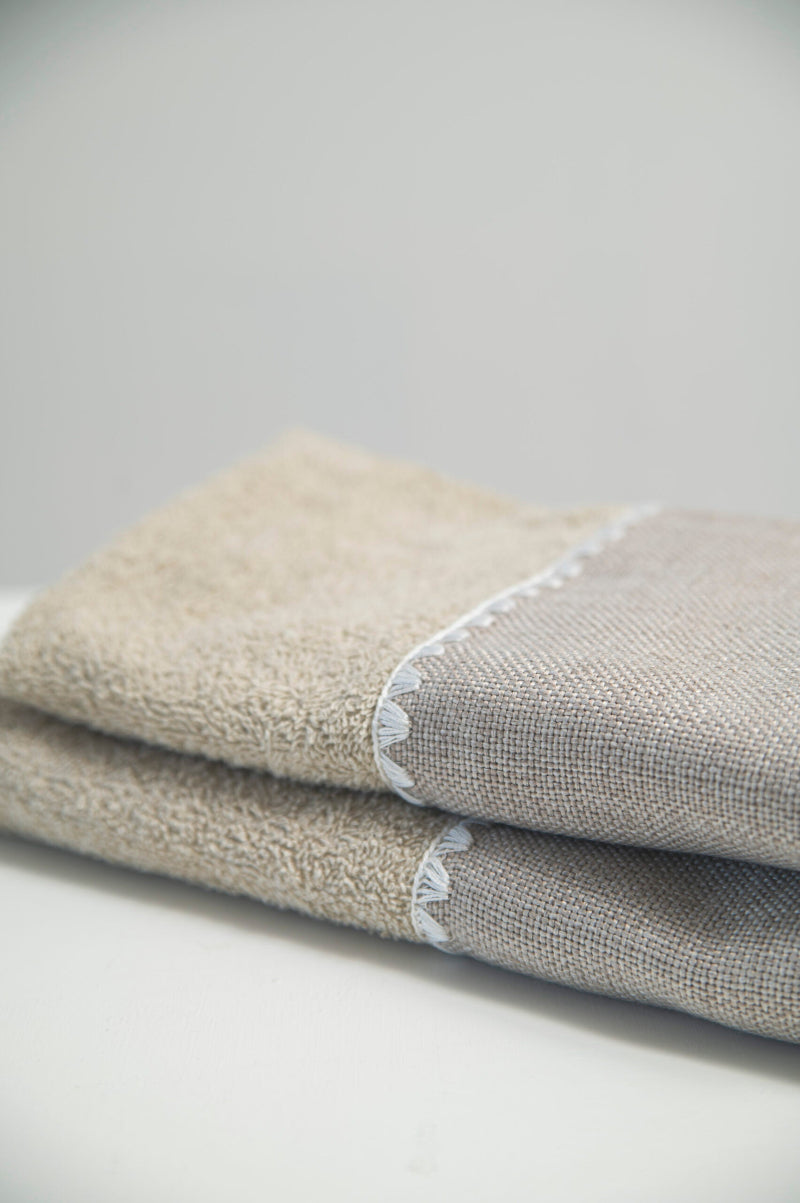 asciugamani-ventaglio-beige-dett