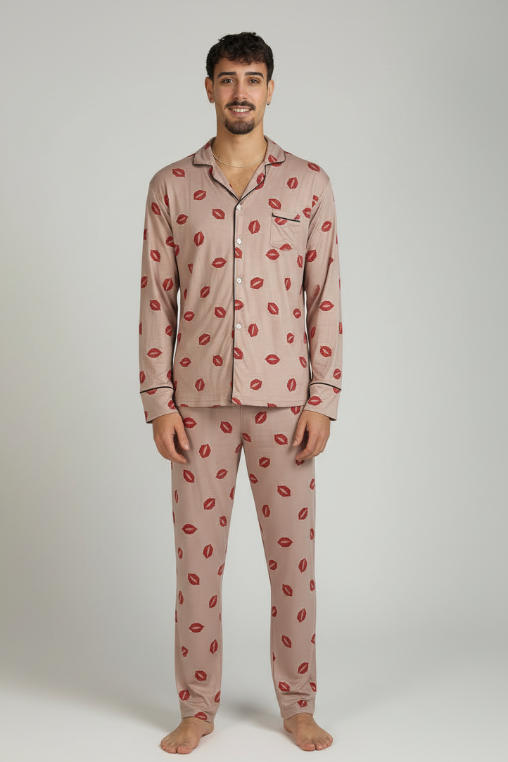 pigiama-bacio-uomo-still