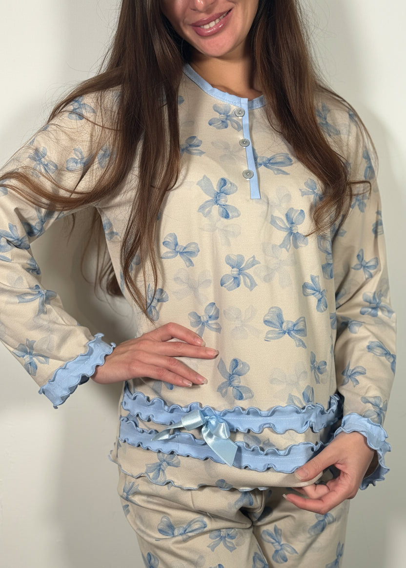 pigiama-fiocco-fantasia-azzurro-dettaglio